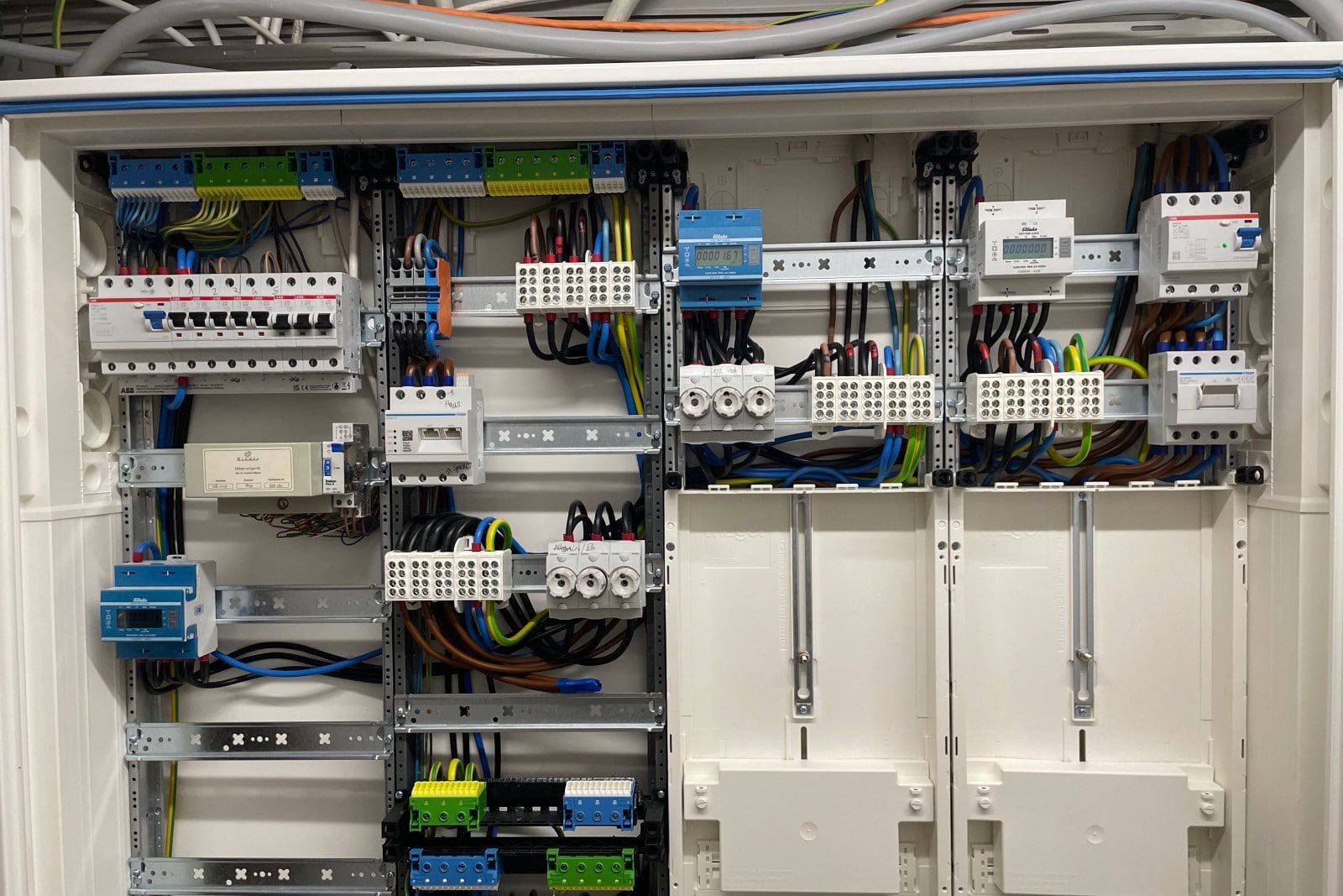 Elektro-Installationen